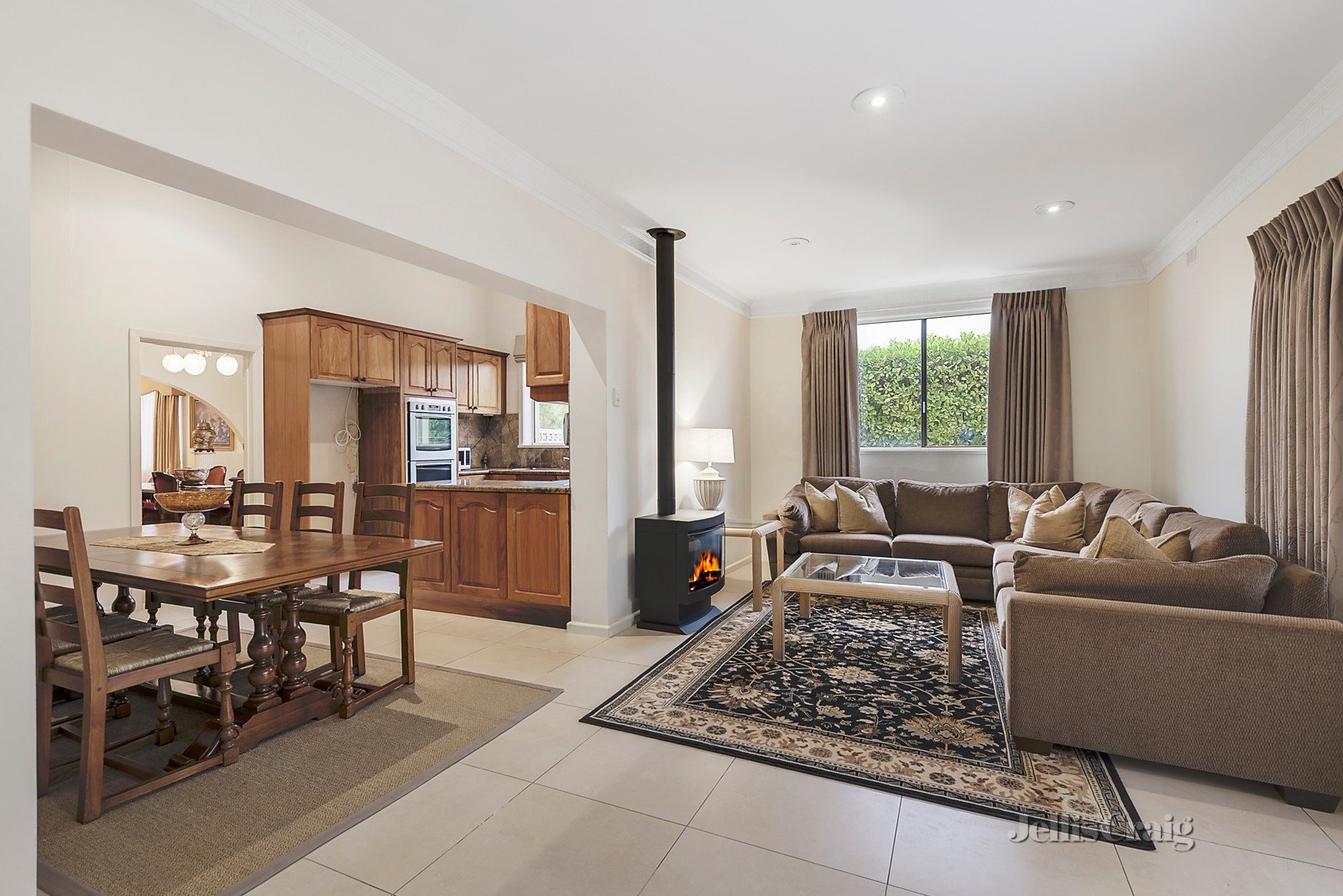 135 Edgevale Road, Kew image 4