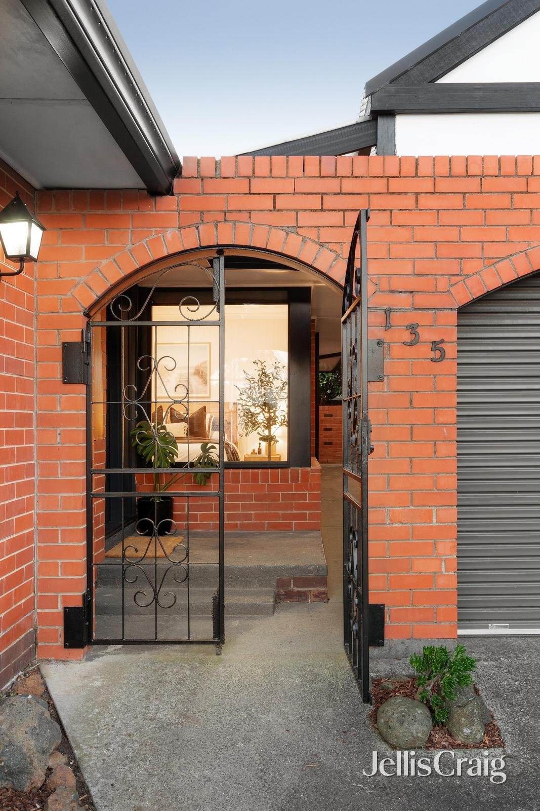 135 Elder Street, Greensborough image 2