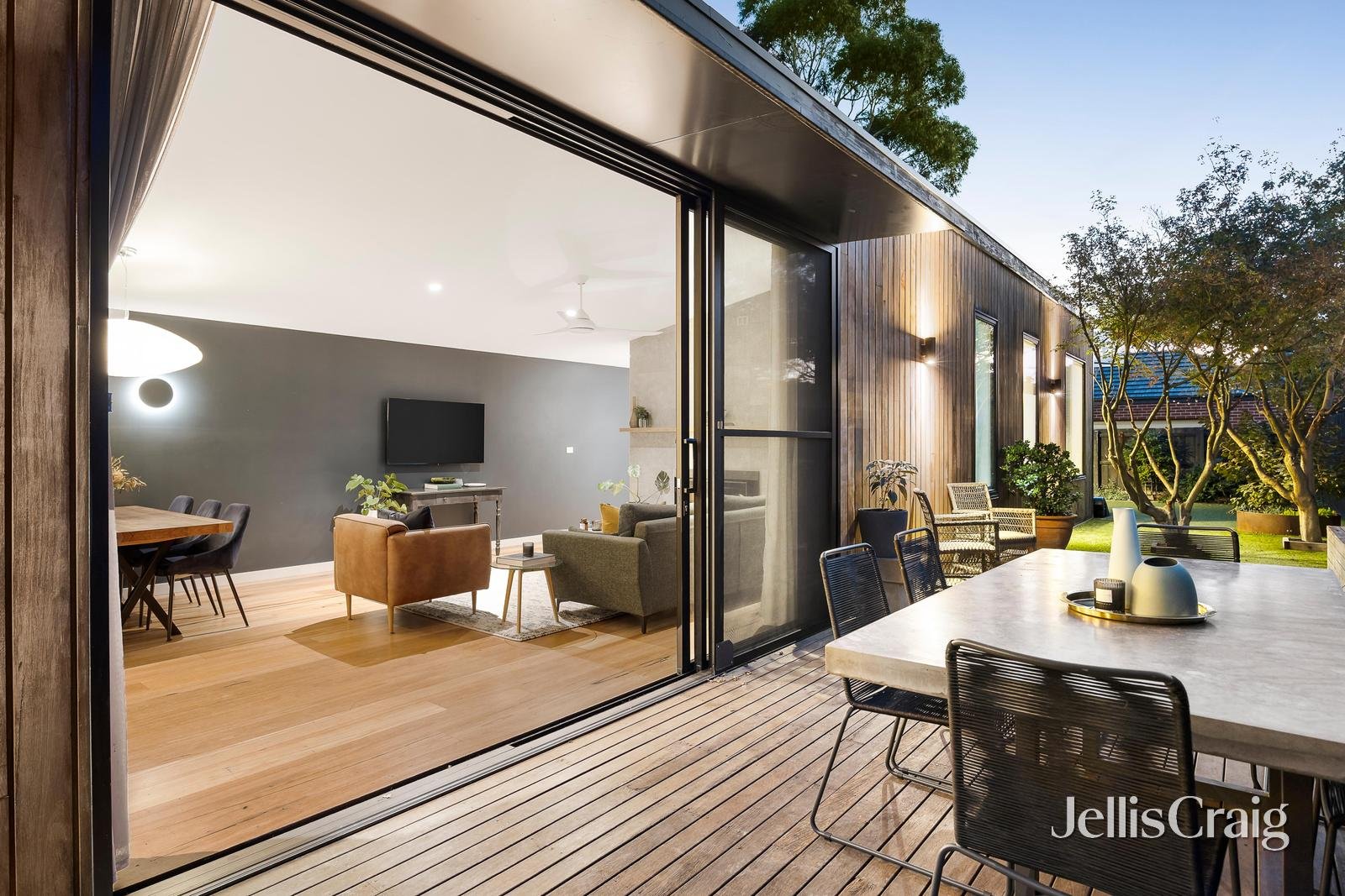 135 Gordon Street, Coburg image 4