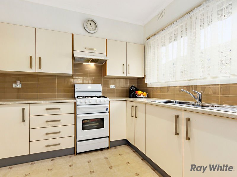 1/35 Heathfield Rise, Box Hill North image 6