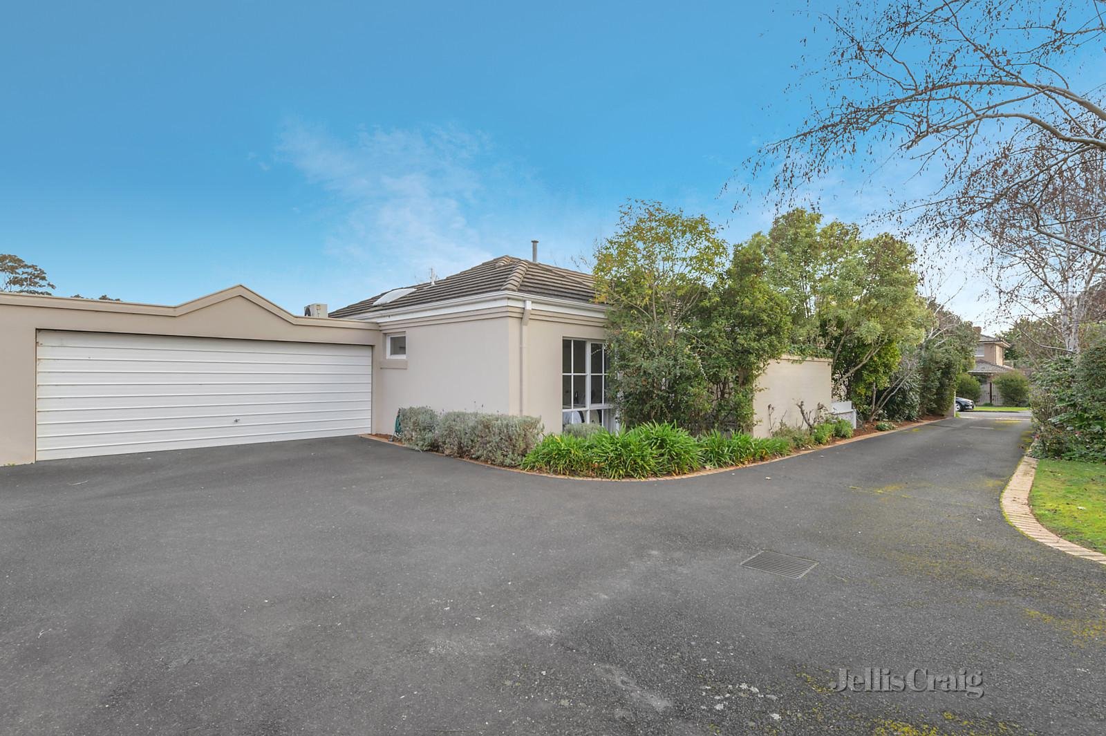 1/35 Iris Road, Glen Iris image 11