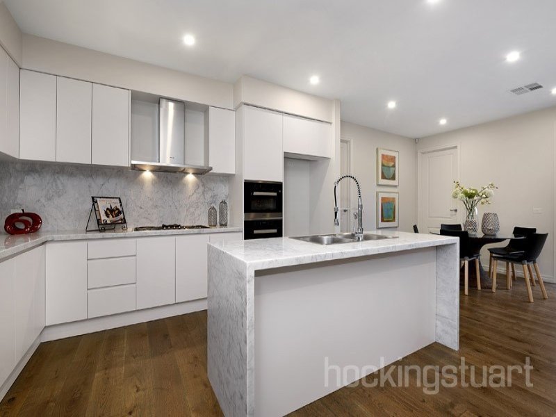 1/35 Kenny Street, Balwyn North image 4