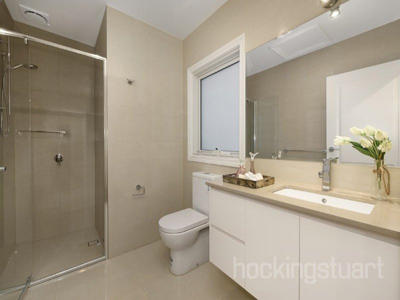 1/35 Kenny Street, Balwyn North image 8