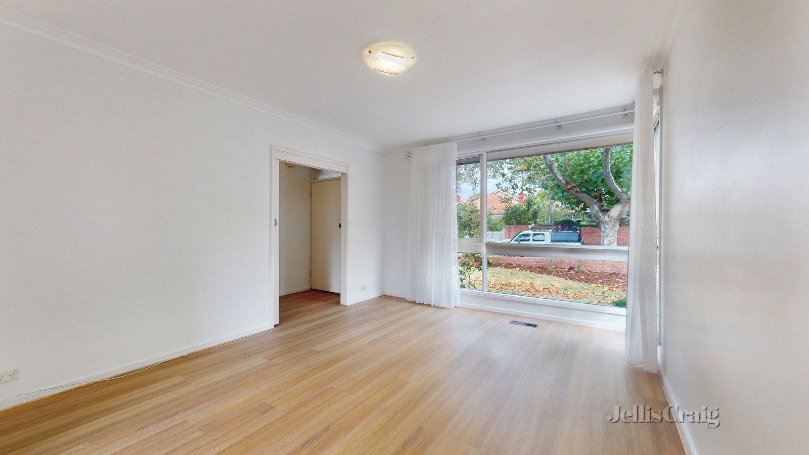 1/35 Kerferd Street, Malvern East image 2