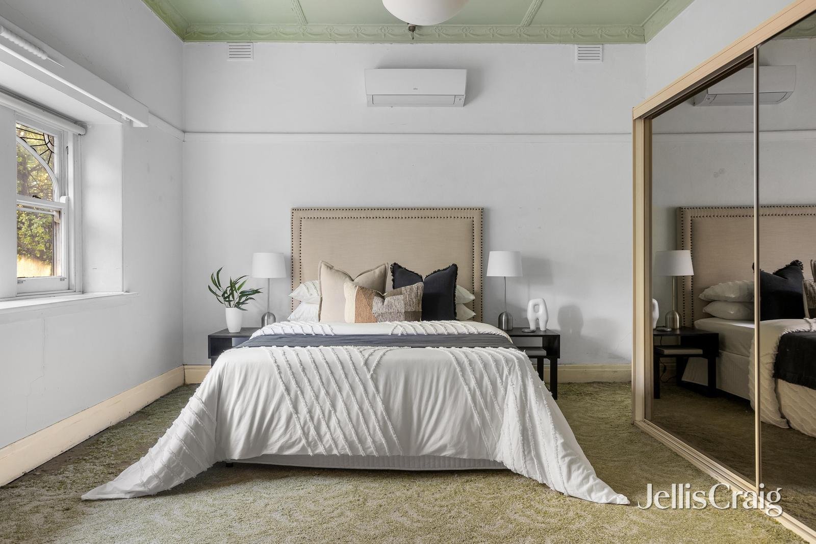 135 Maltravers Road, Ivanhoe image 9