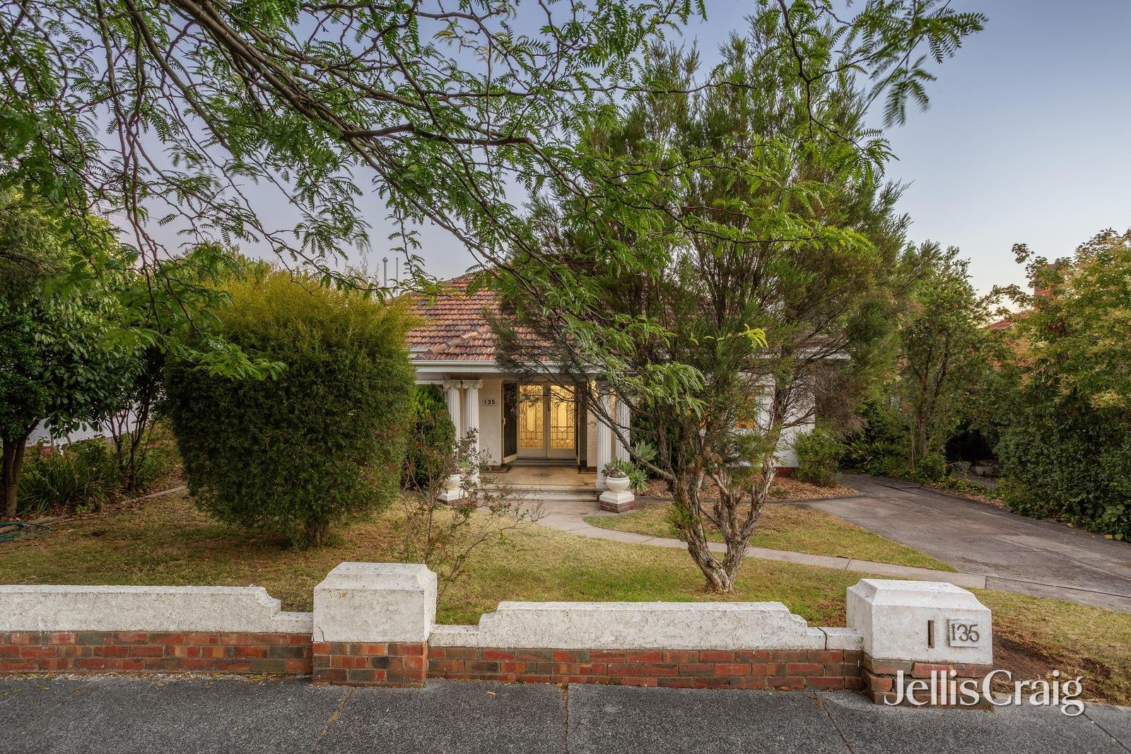 135 Maltravers Road, Ivanhoe image 15