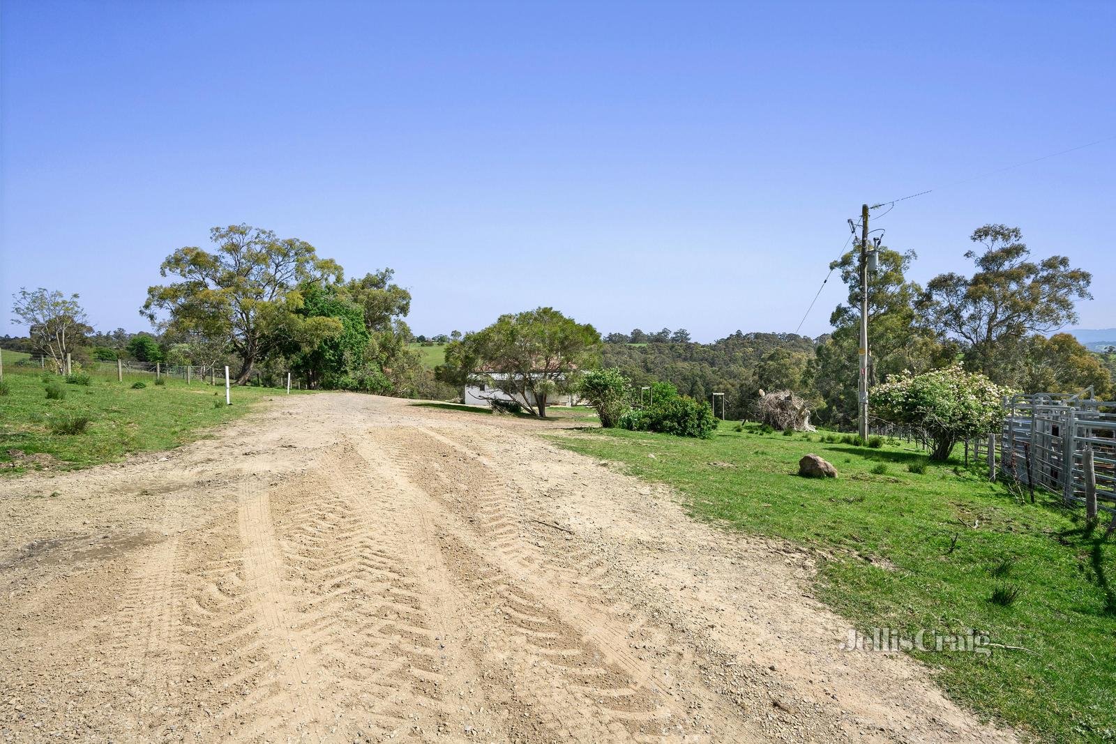 135 Schoolhouse Road, Woori Yallock image 17