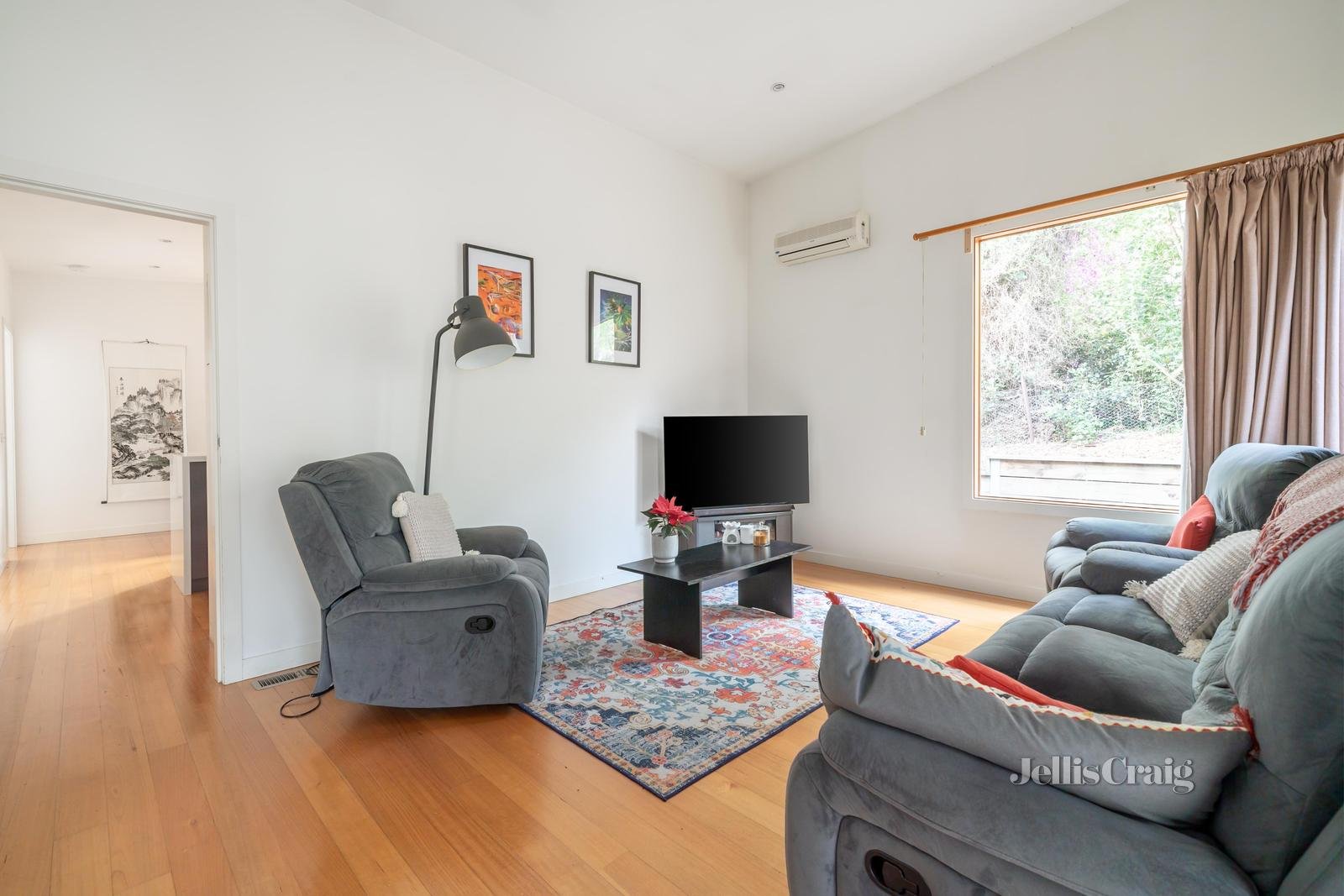 1/35 Silver Street, Eltham image 2