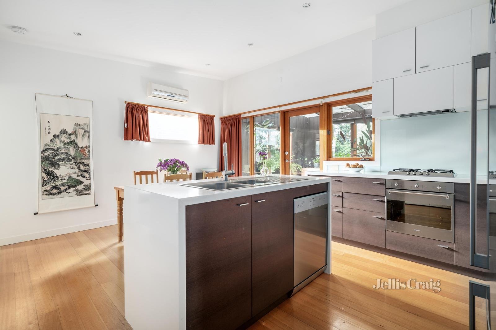 1/35 Silver Street, Eltham image 3