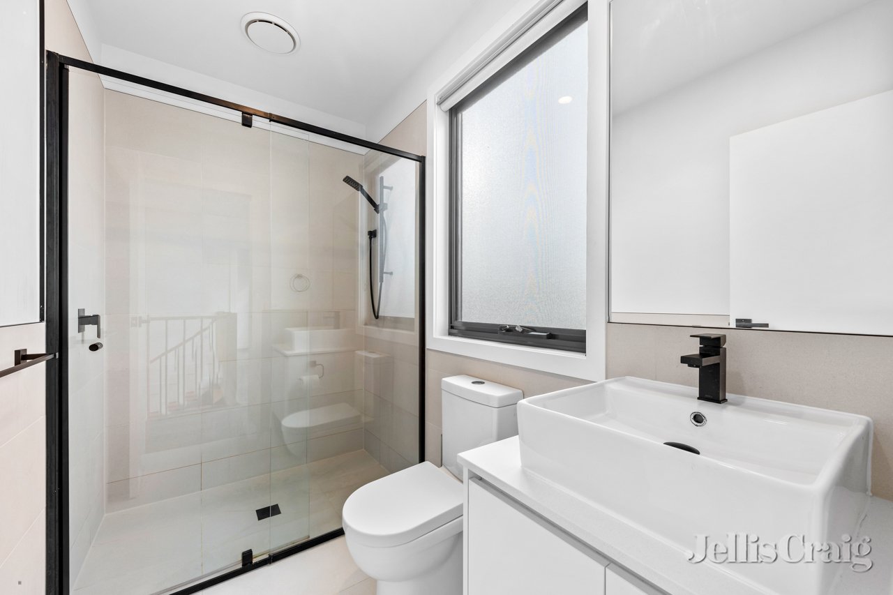 135 St Hellier Street, Heidelberg Heights image 7