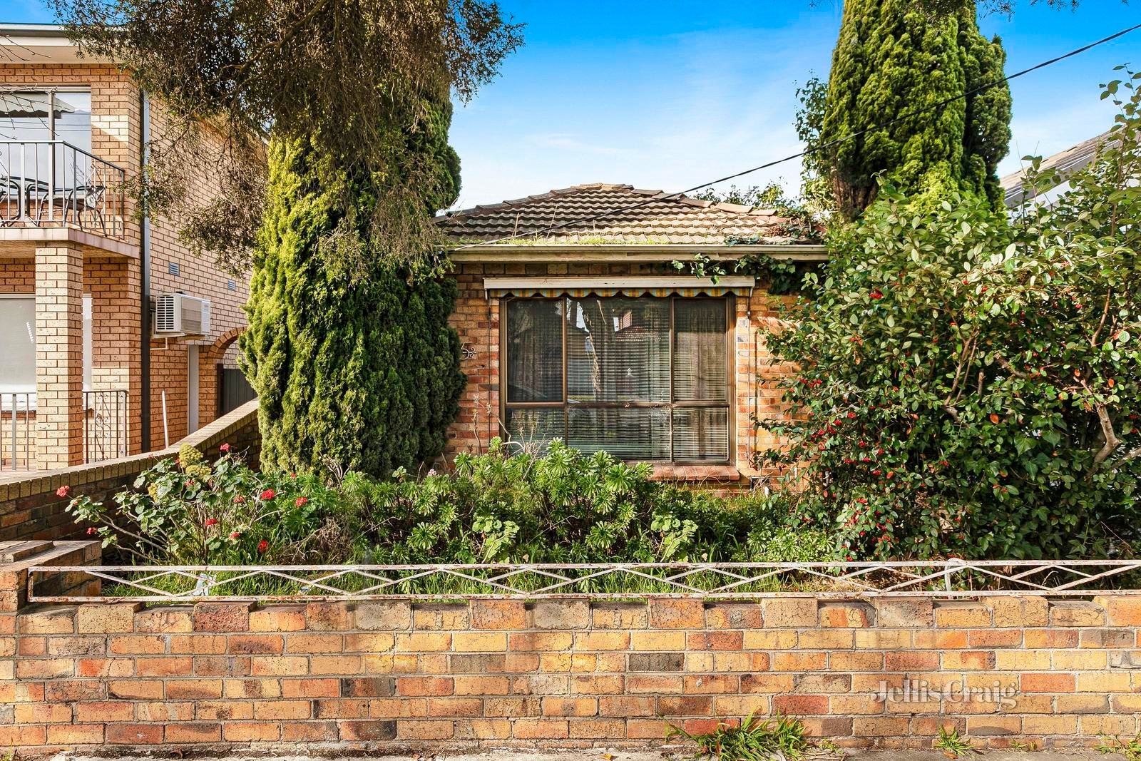 135 Summerhill Road, Footscray image 1