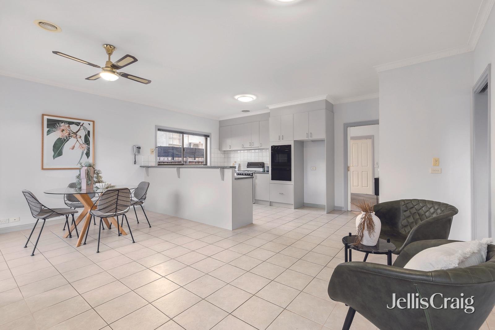 135 Thomas Street, Hampton image 4
