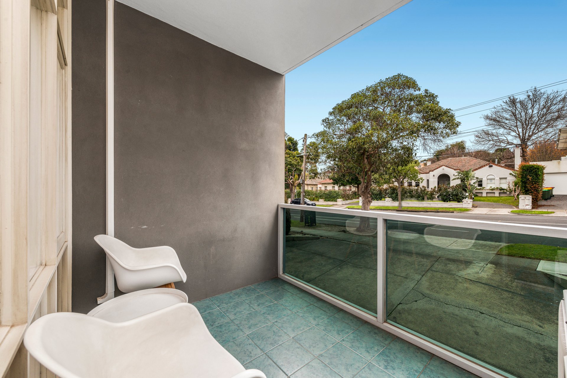 Property Gallery Thumbnail 9