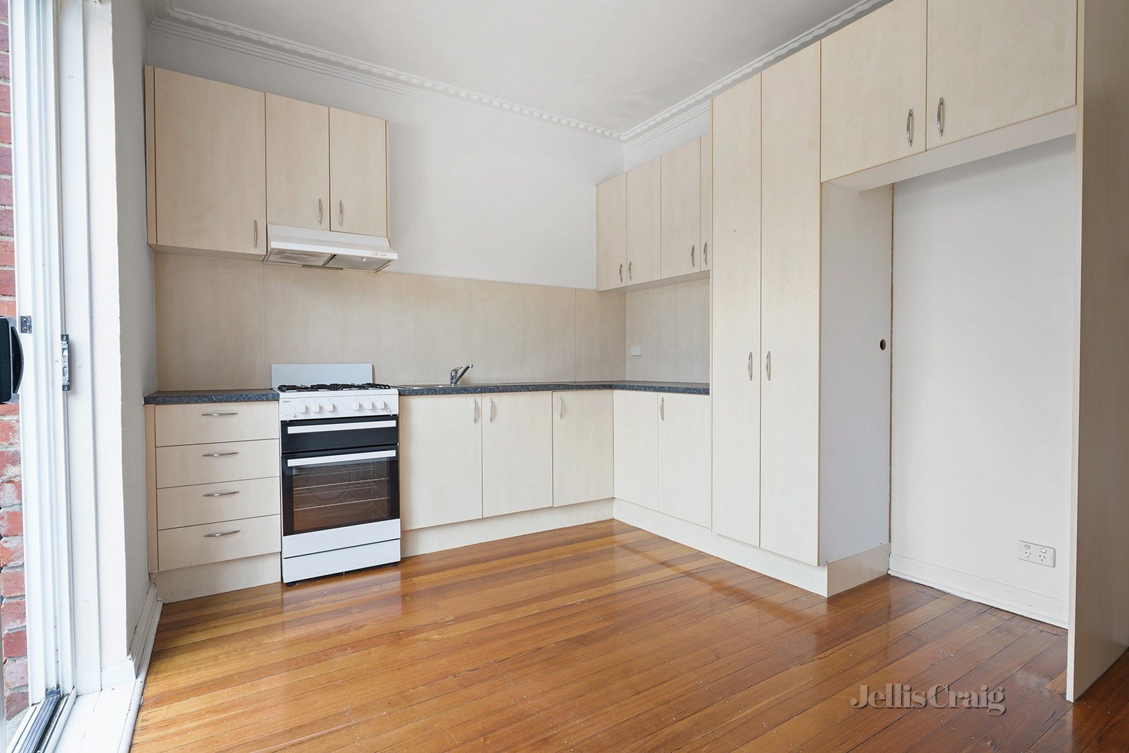 1/355 Balcombe Road, Beaumaris image 2