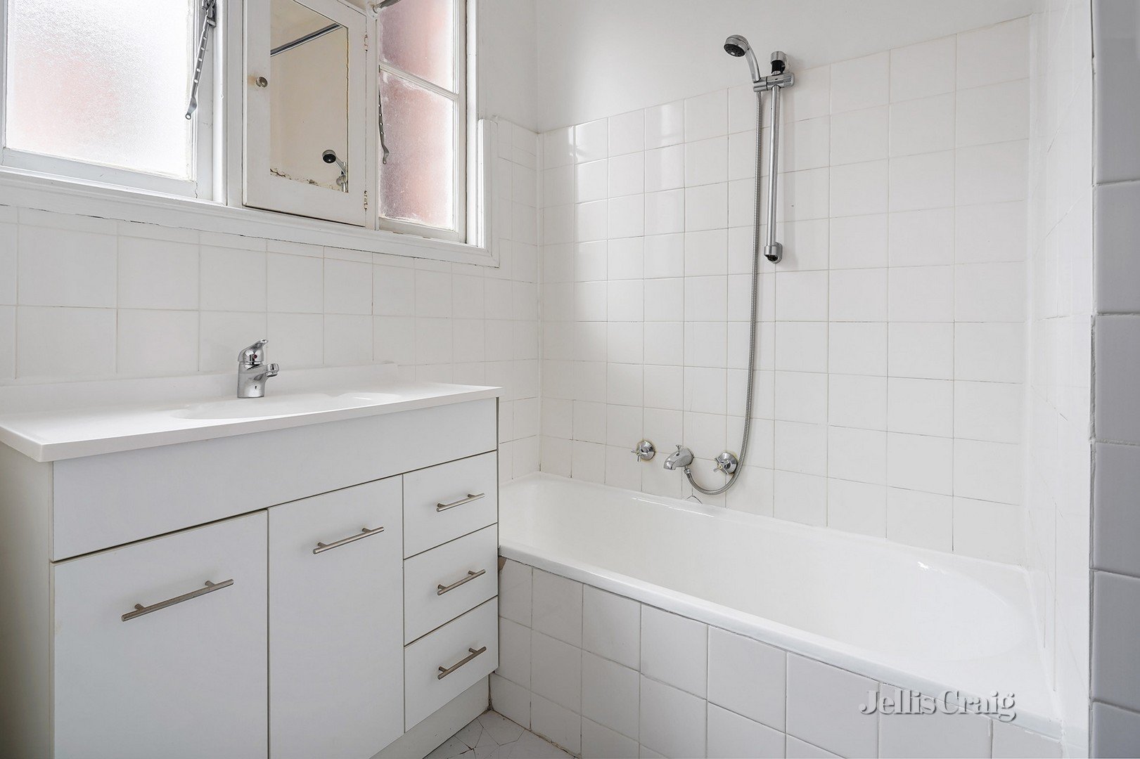 1/355 Balcombe Road, Beaumaris image 5