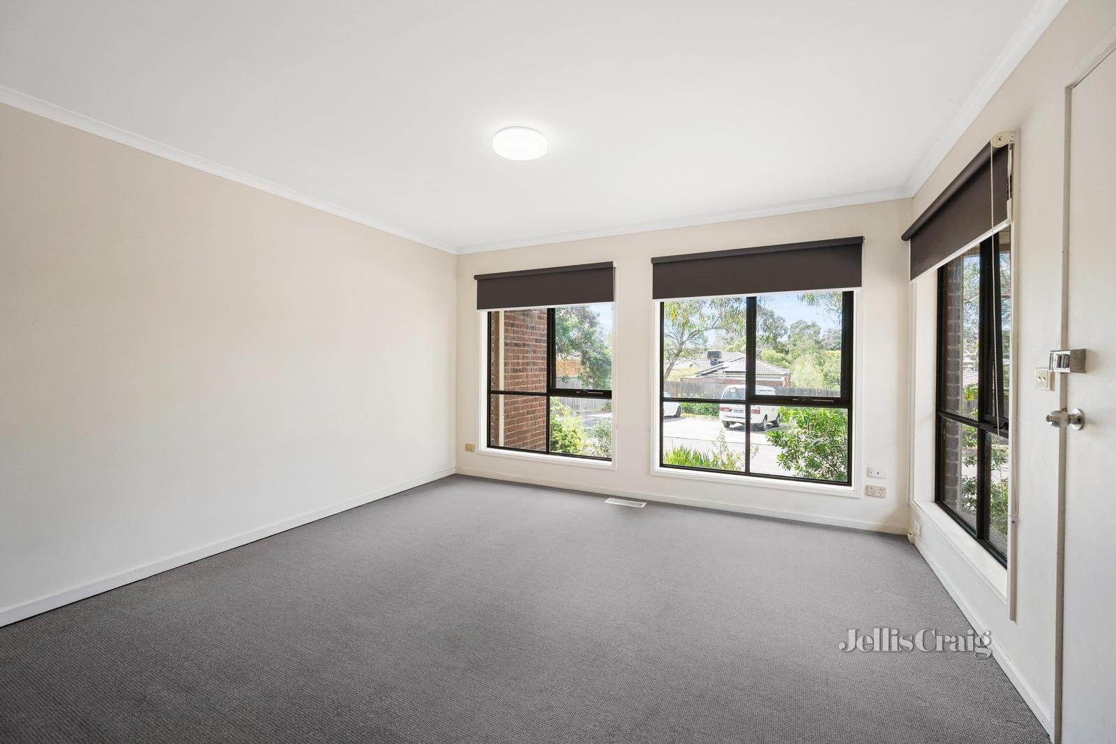 13/55 Broadford Crescent, Macleod image 7