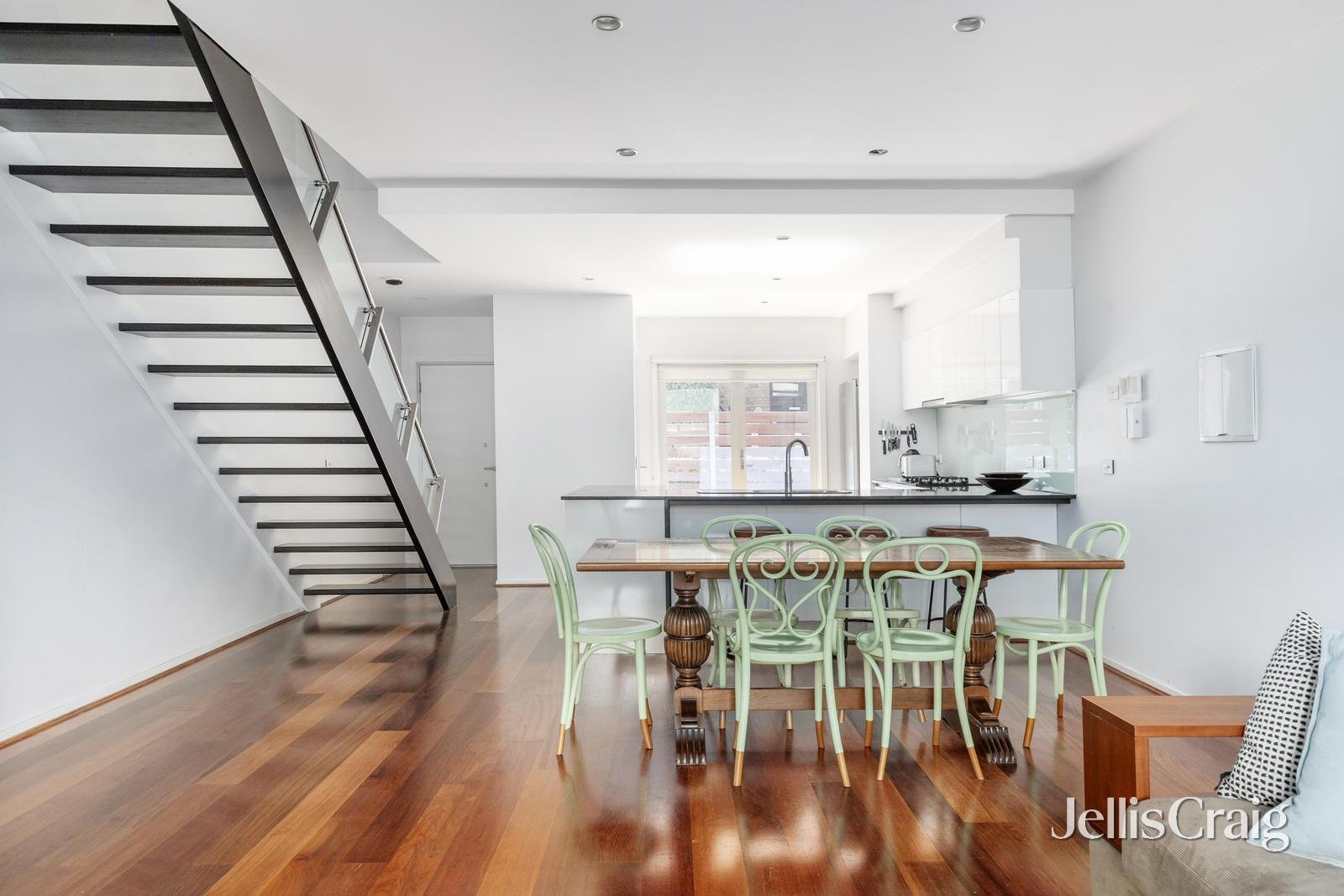 135/56 Nicholson Street, Abbotsford image 4