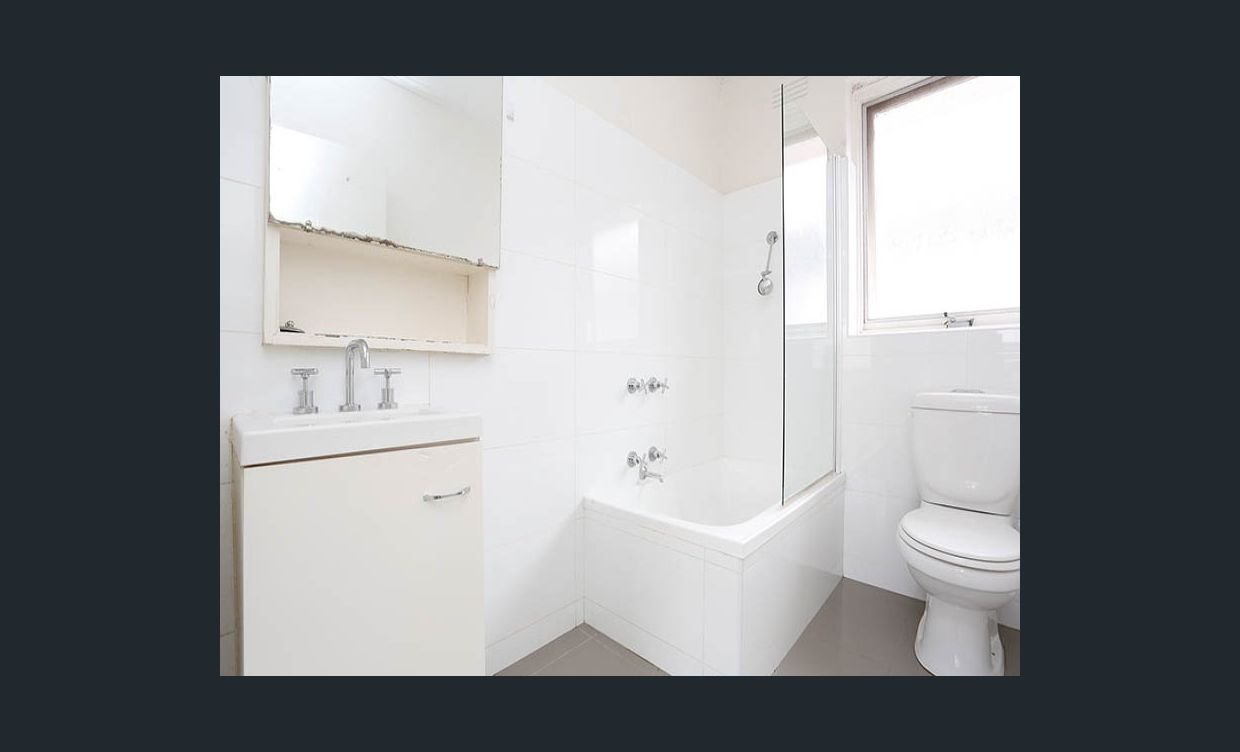 13/563 Glenferrie Road, Hawthorn image 2