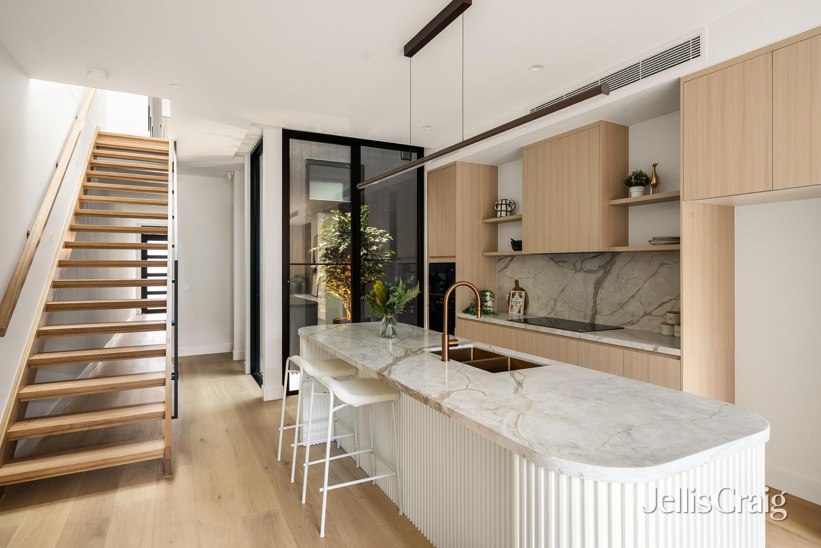 135a Yarra Street, Abbotsford image 3