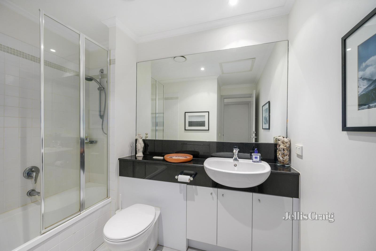 13/6 Christine Crescent, Richmond image 8