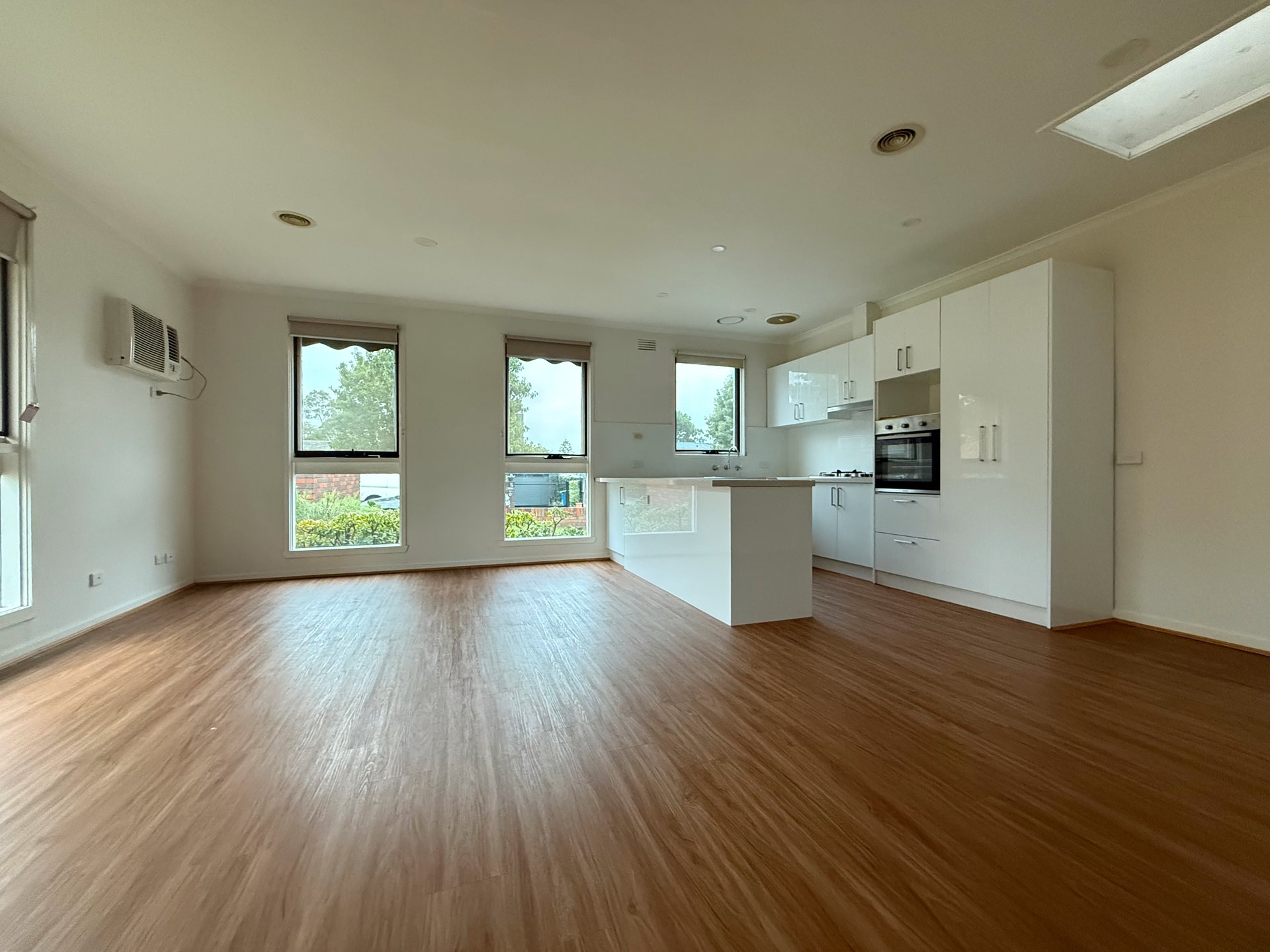 1/36 Hartington Street, Kew image 2