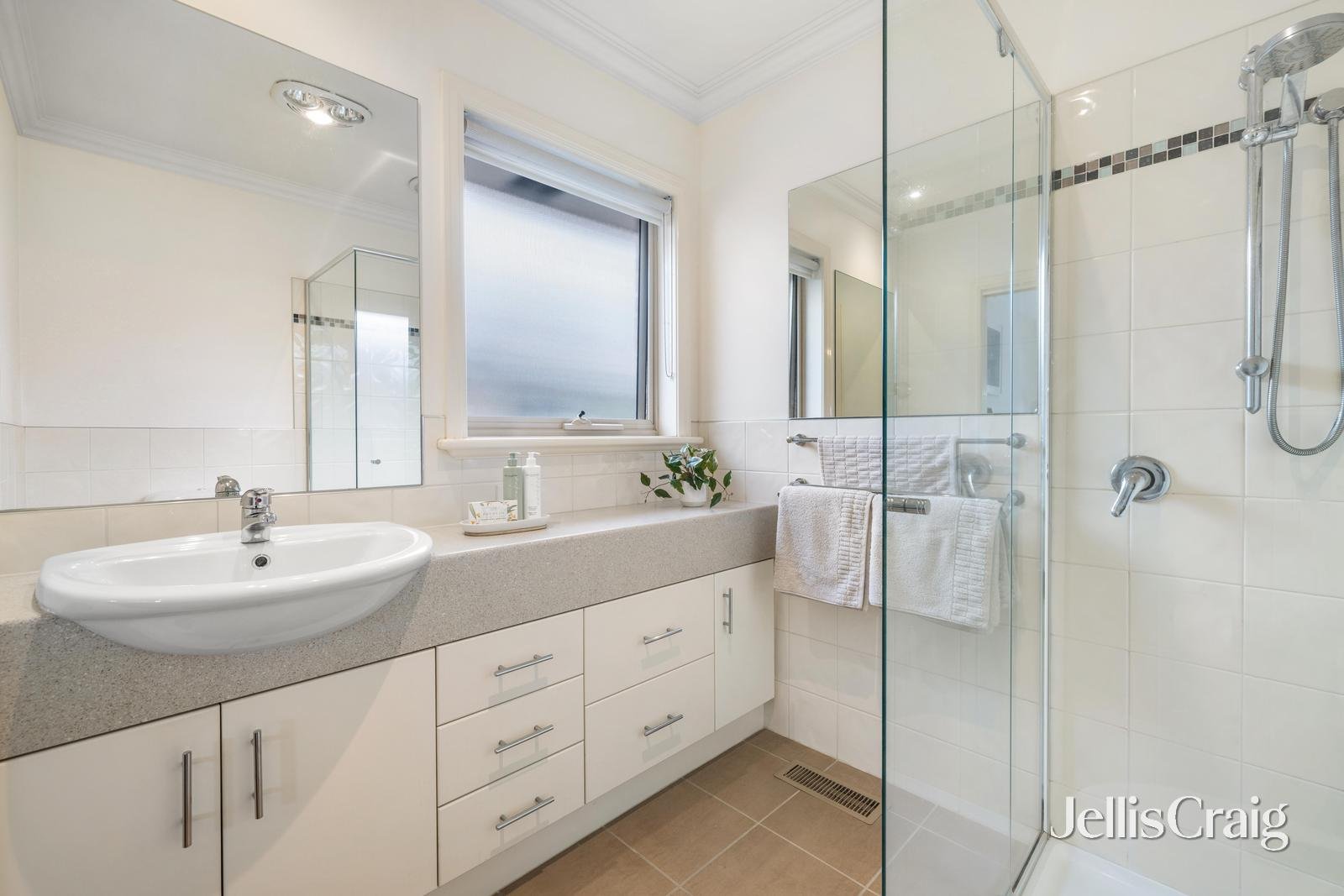136 Mount Pleasant Road, Forest&nbsp;Hill image 8