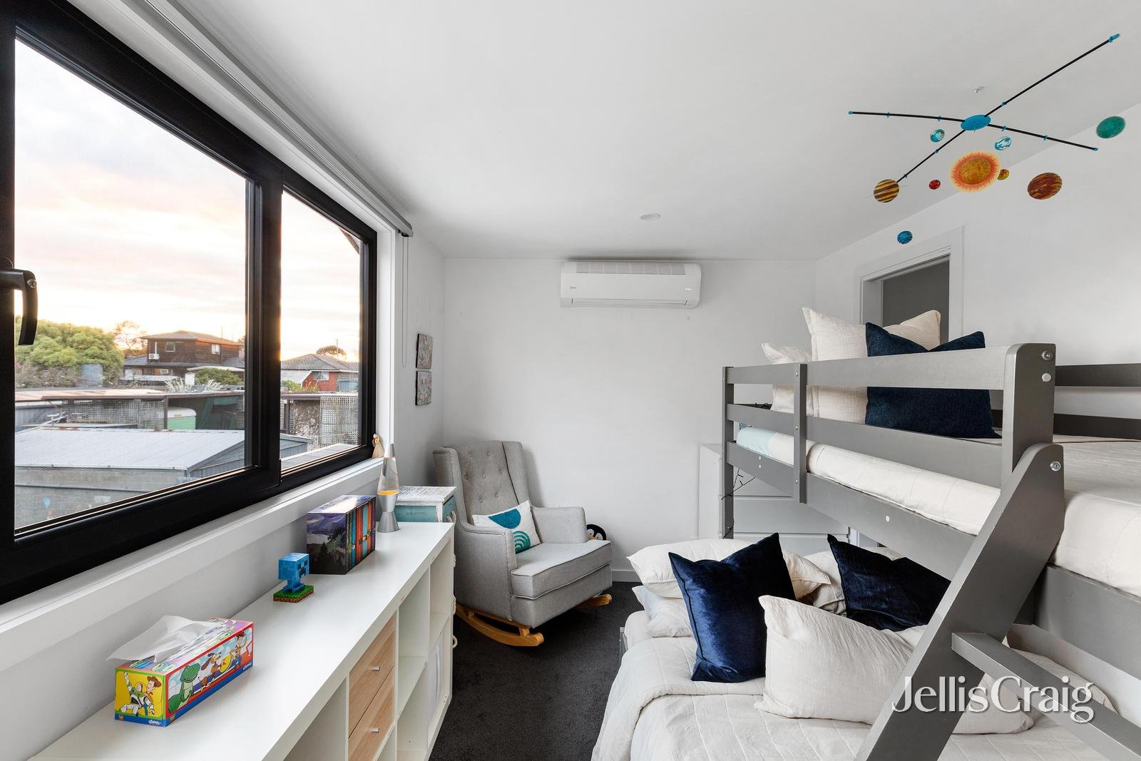136 Nepean Street, Greensborough image 16