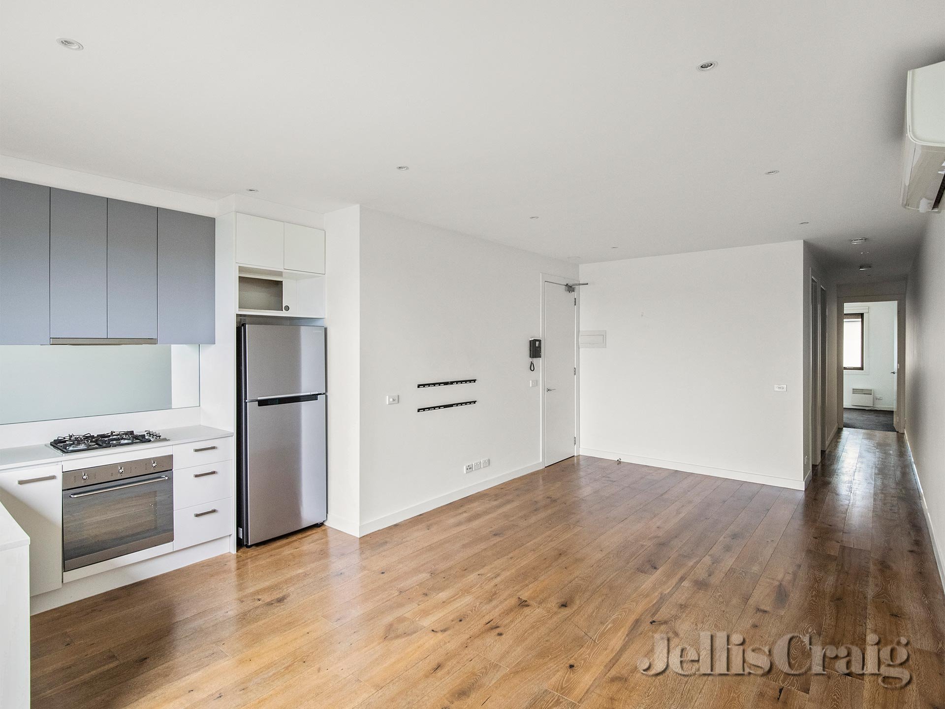 13/655 Nepean Highway, Brighton East image 3