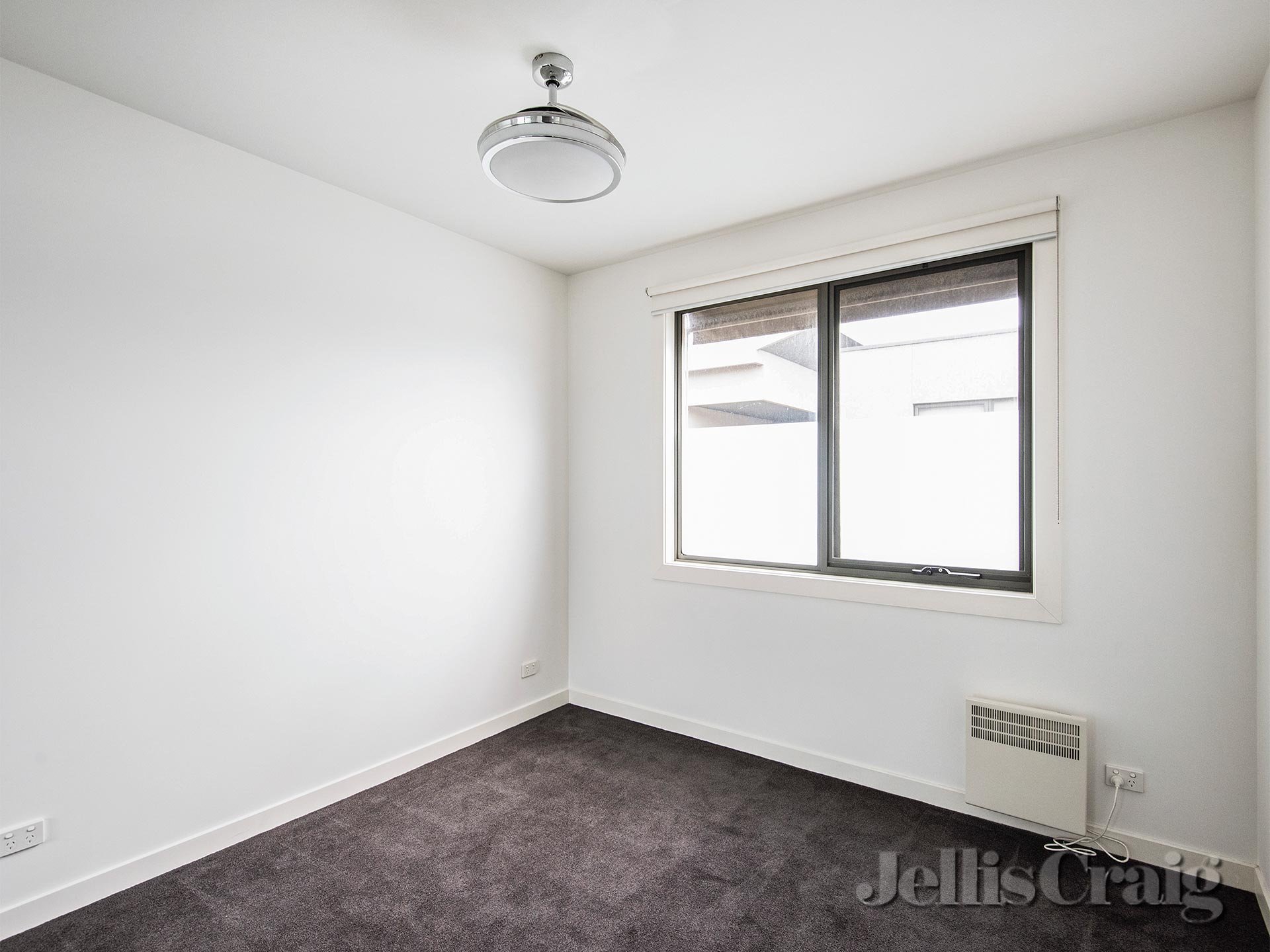 13/655 Nepean Highway, Brighton East image 4