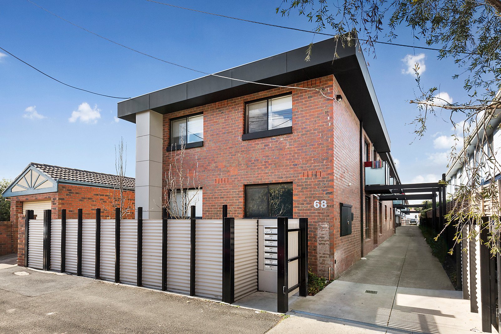 13/68 DeCarle Street, Brunswick image 3