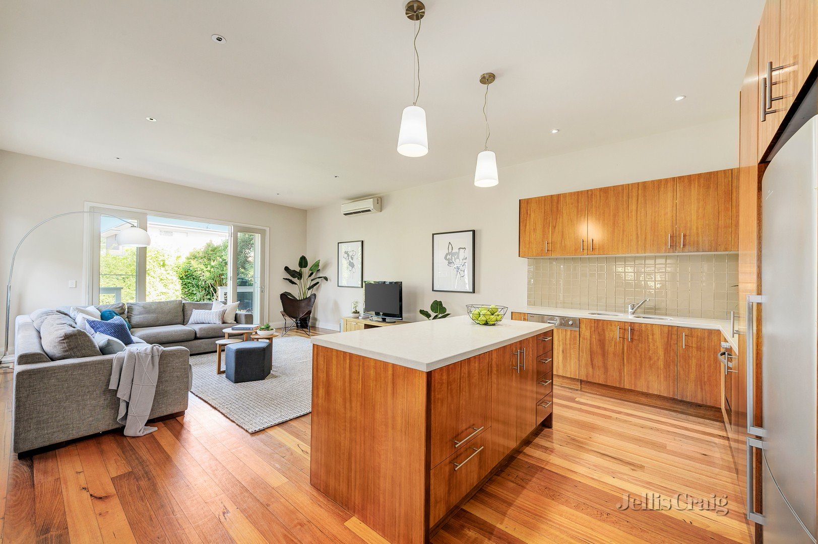 136A Fulham Road, Alphington image 3