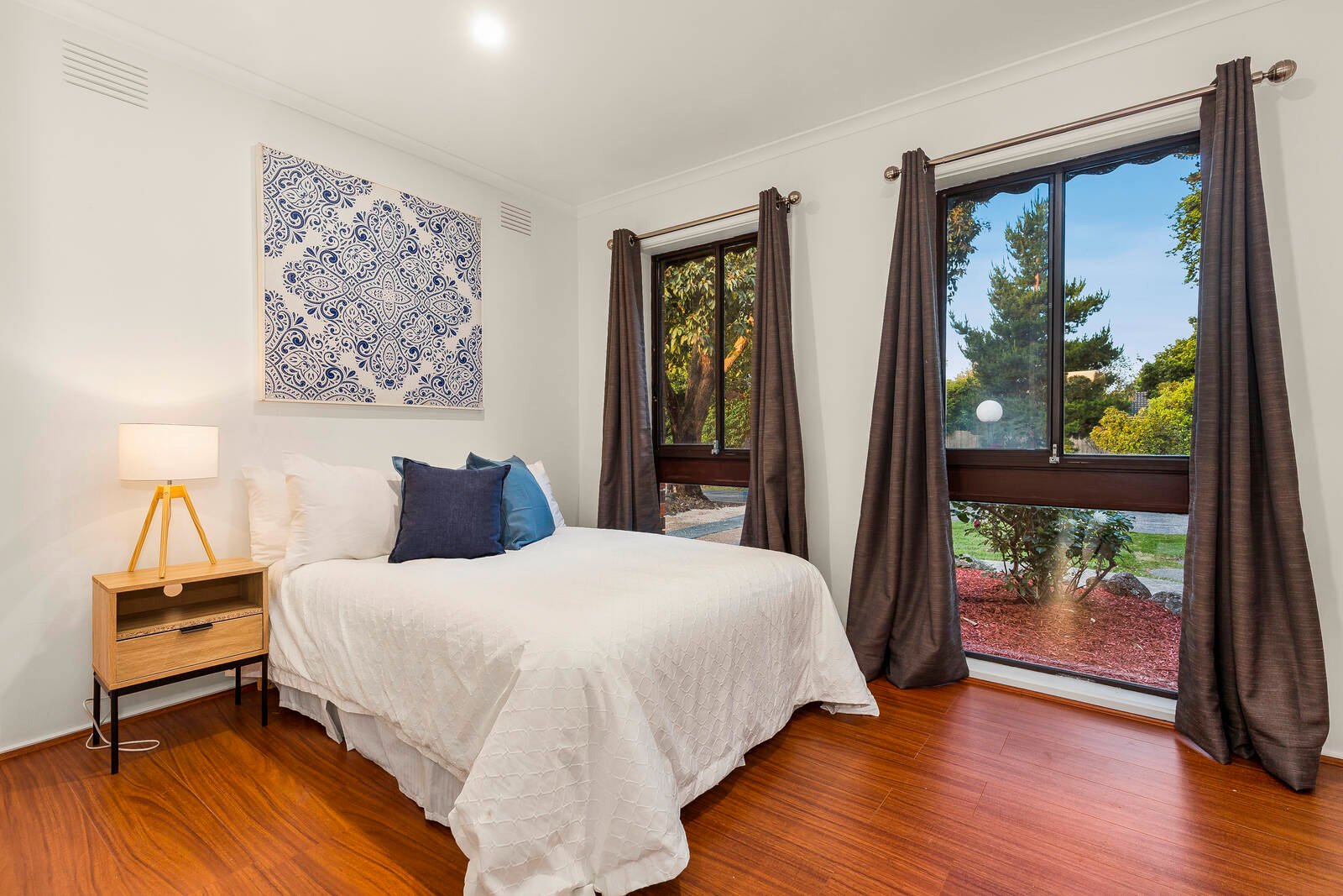 Property Gallery Thumbnail 7