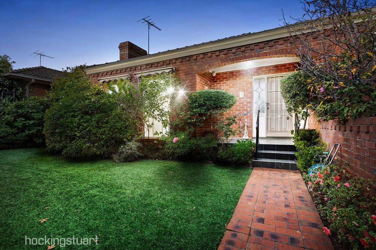 1/37 Aylmer Street, Balwyn North image 13