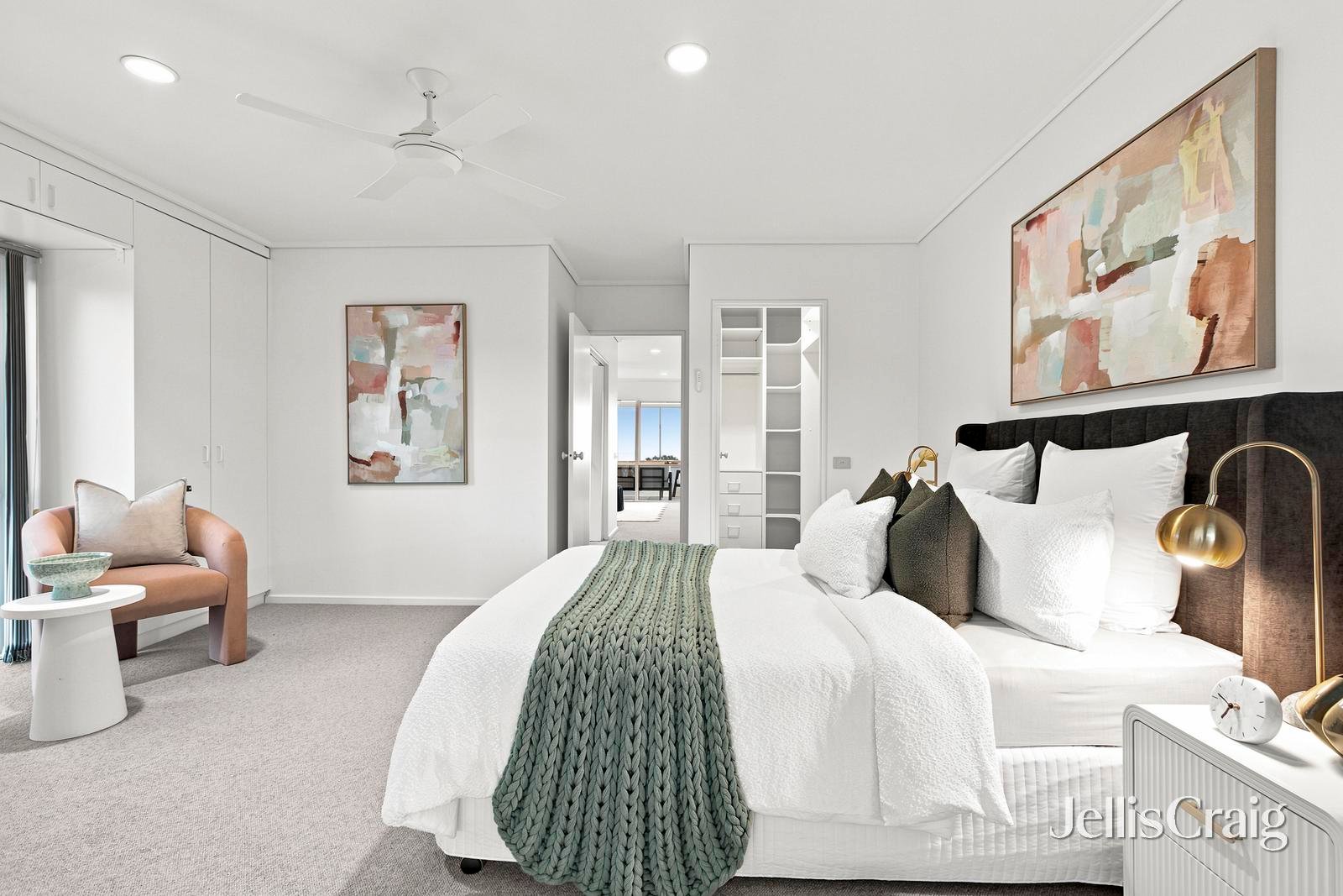 137 Beach Road, Sandringham image 10
