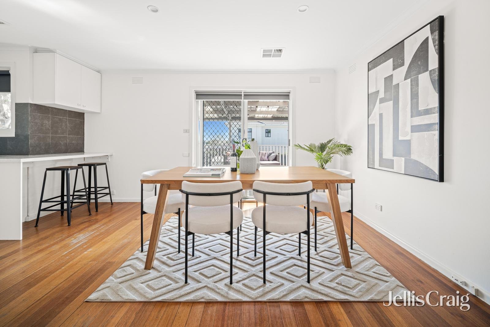 137 Cavanagh Street, Cheltenham image 5