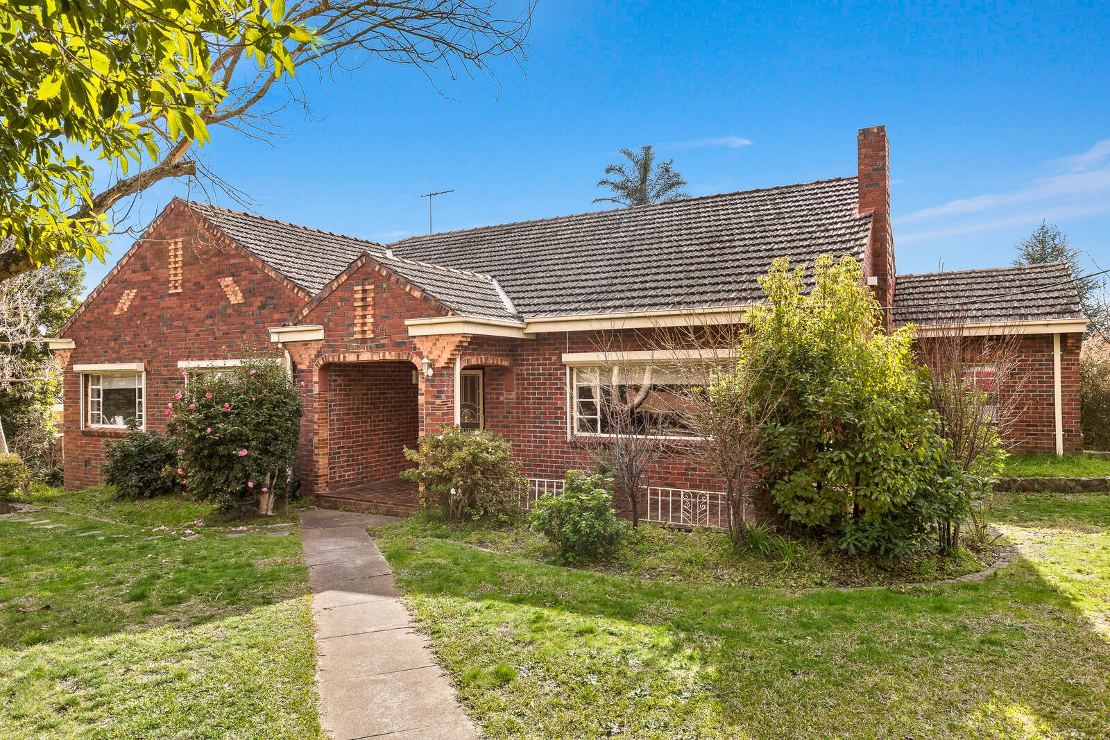 Property Gallery - Main Image
