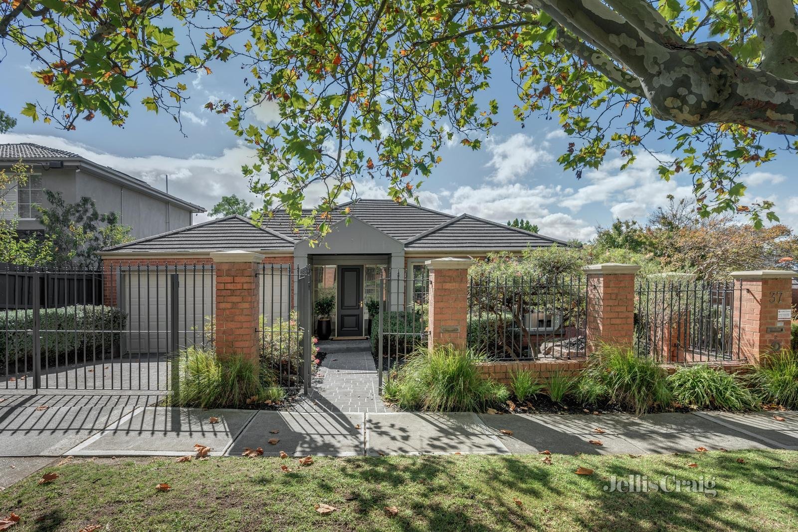 1/37 Donna Buang Street, Camberwell image 1