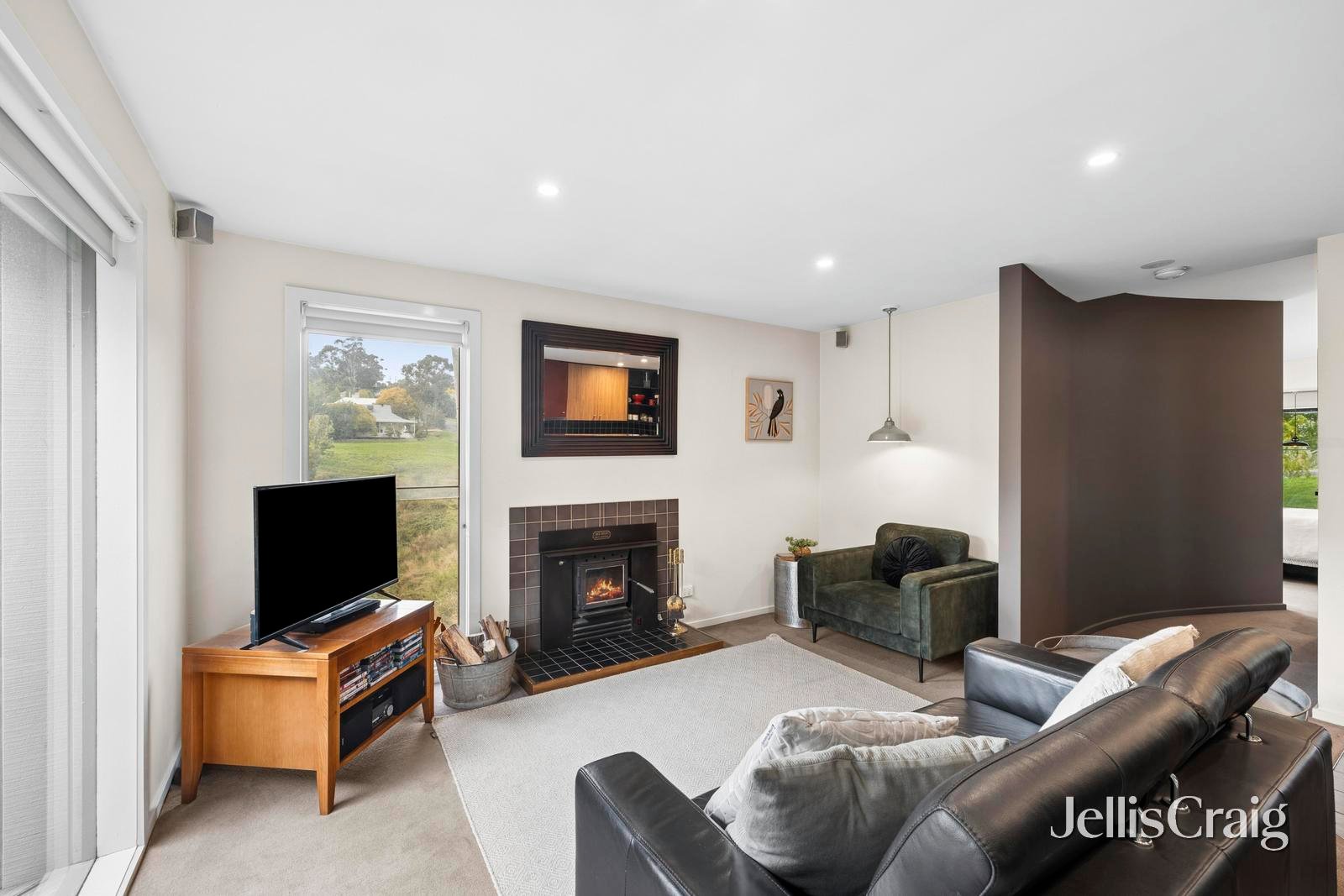 1/37 Hospital Street, Daylesford image 2