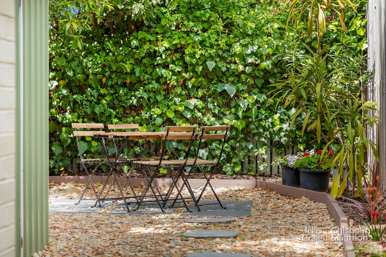 1/37 Lantana Road, Gardenvale image 8