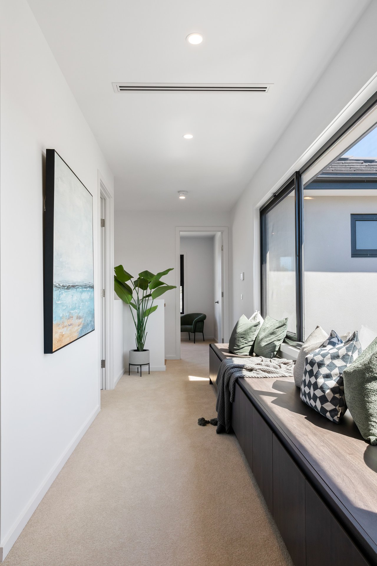 1/37 Larch Crescent, Mount Waverley image 3