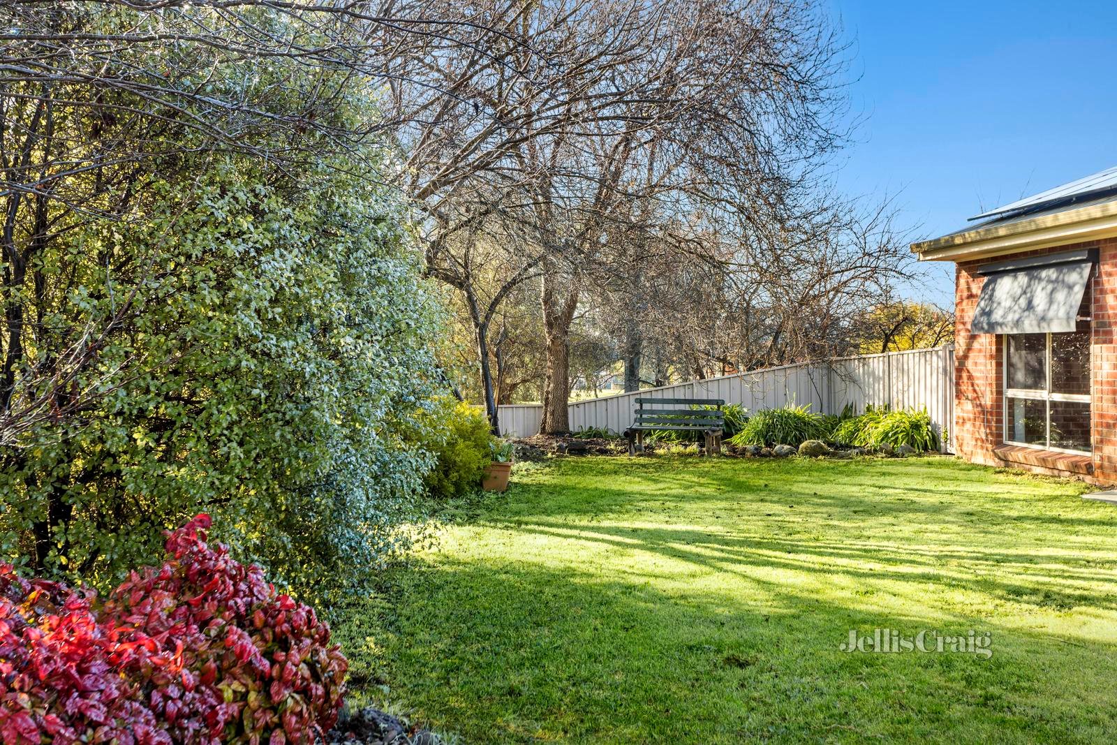 1/37 Maldon Road, Castlemaine image 2
