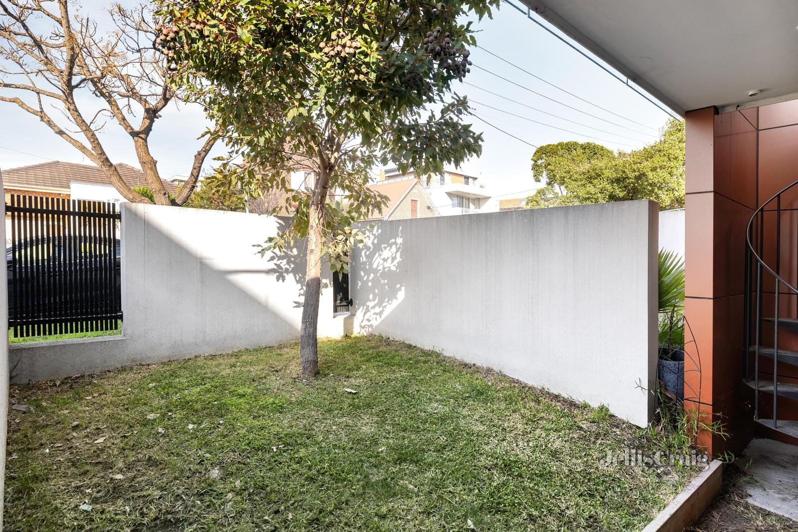 1/37 Mavho Street, Bentleigh image 2