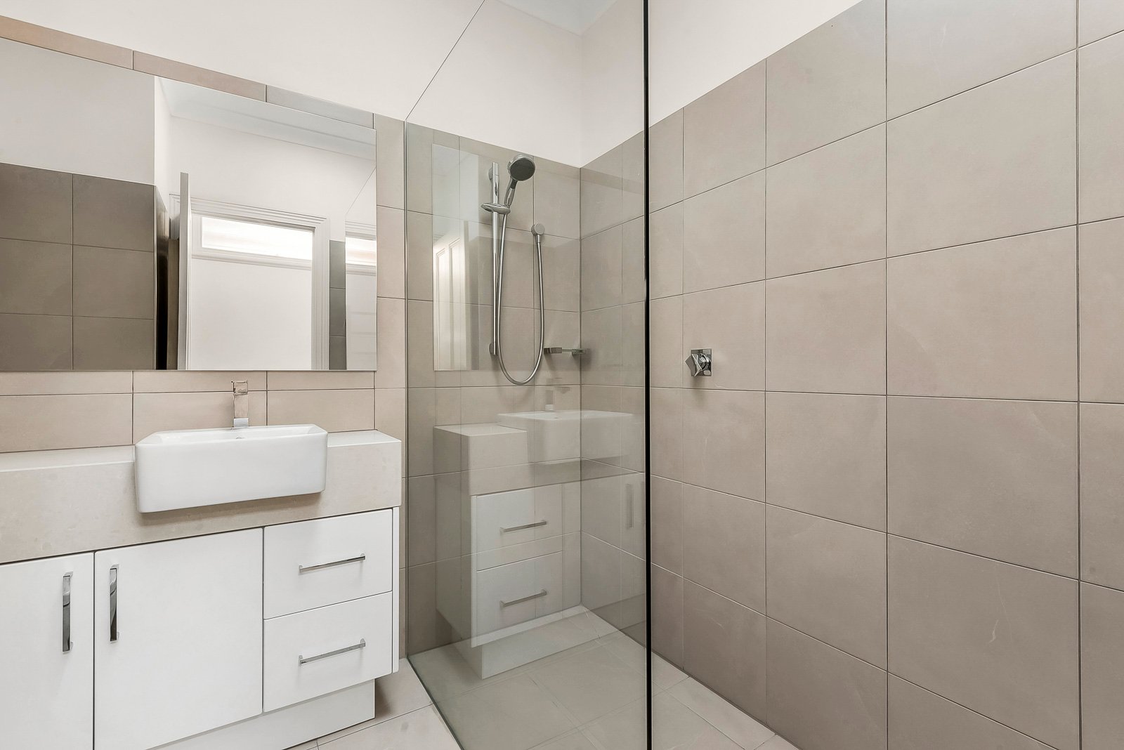 Property Gallery Thumbnail 4