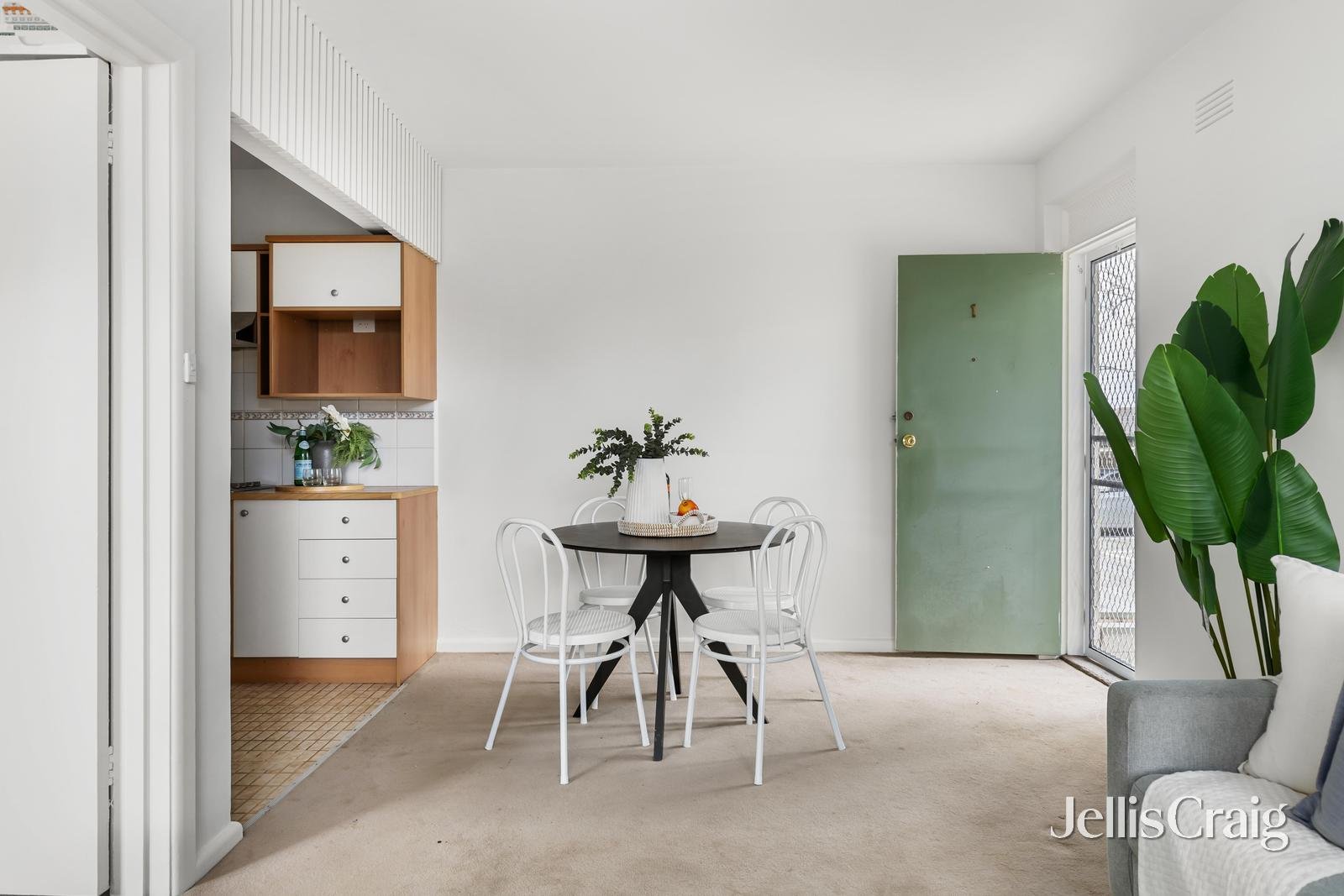 1/37 Osborne Avenue, Glen&nbsp;Iris image 1