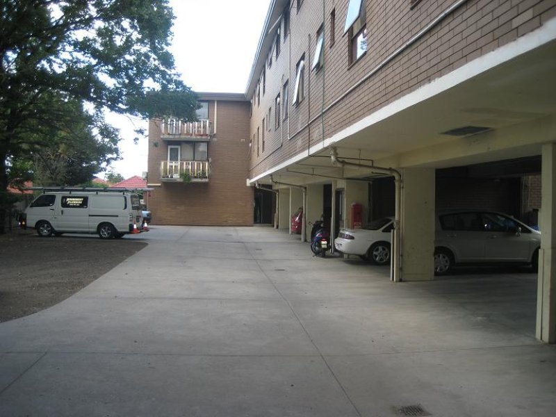 1 / 37 Somerville Road YARRAVILLE