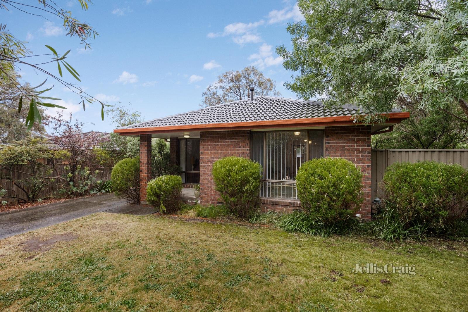 1/371 Canterbury Road, Forest Hill image 1