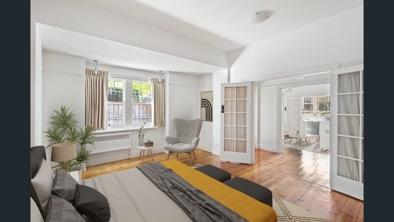 1/372 Barkly Street, Elwood image 2