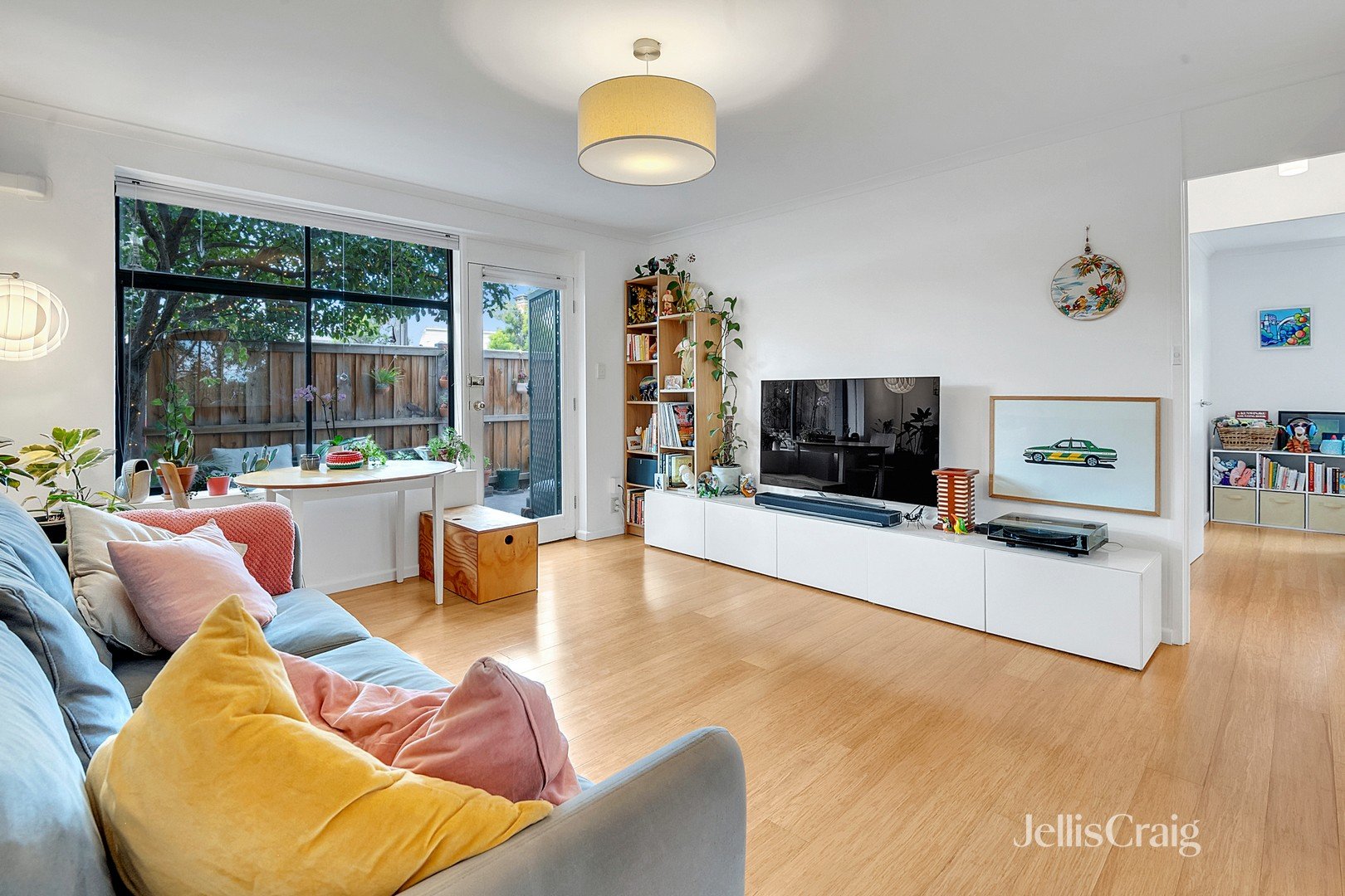 1/376 Albert Street, Brunswick image 3