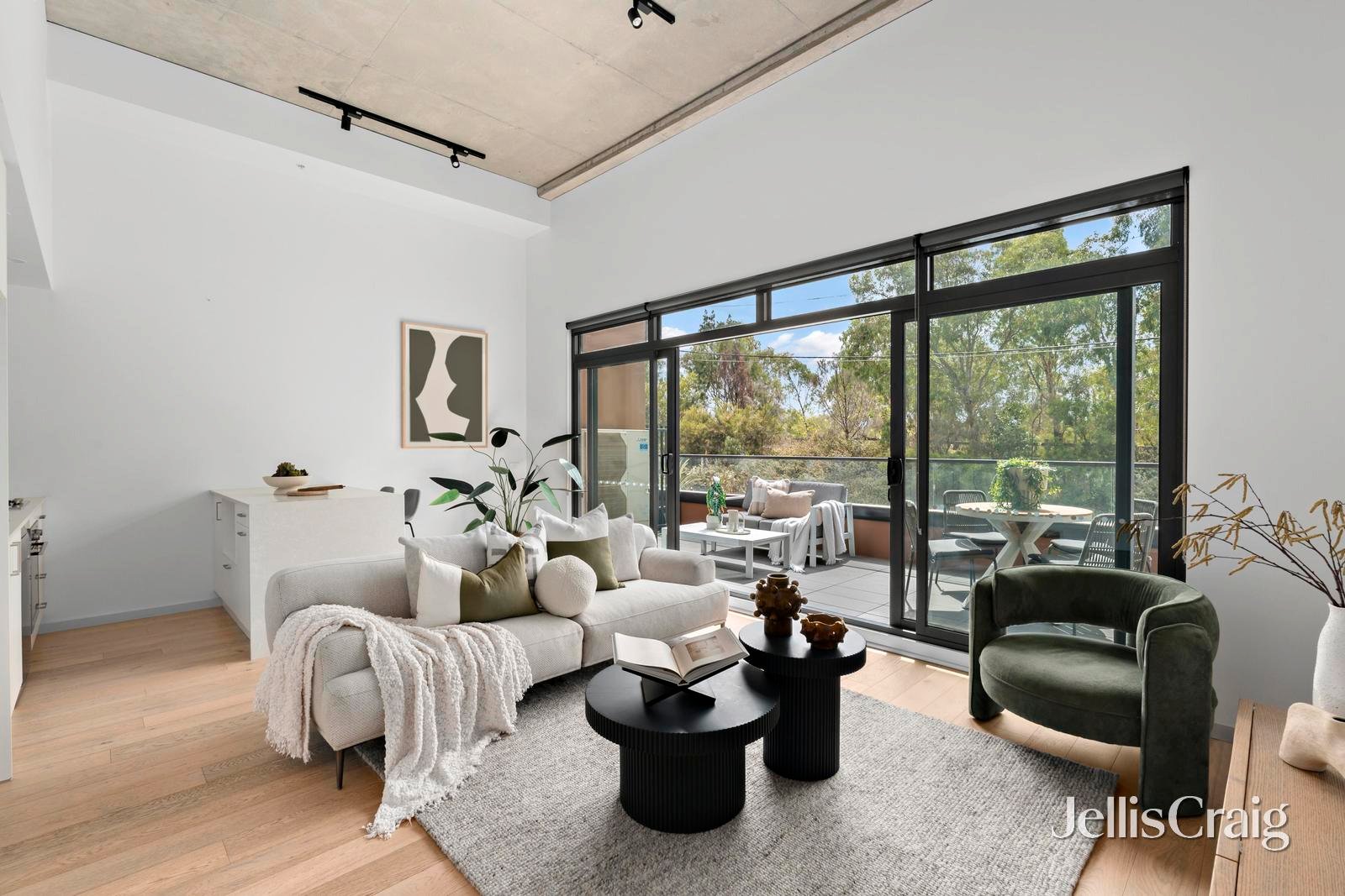 137/77 Hobsons Road, Kensington image 1