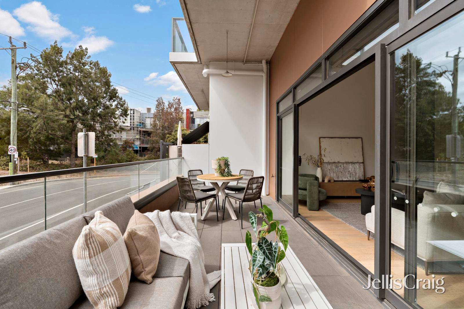 137/77 Hobsons Road, Kensington image 3
